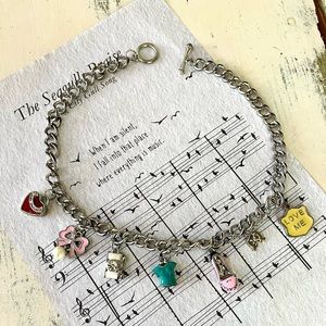 EUC Vintage RARE “Love Me” Juicy Couture Charm Necklace